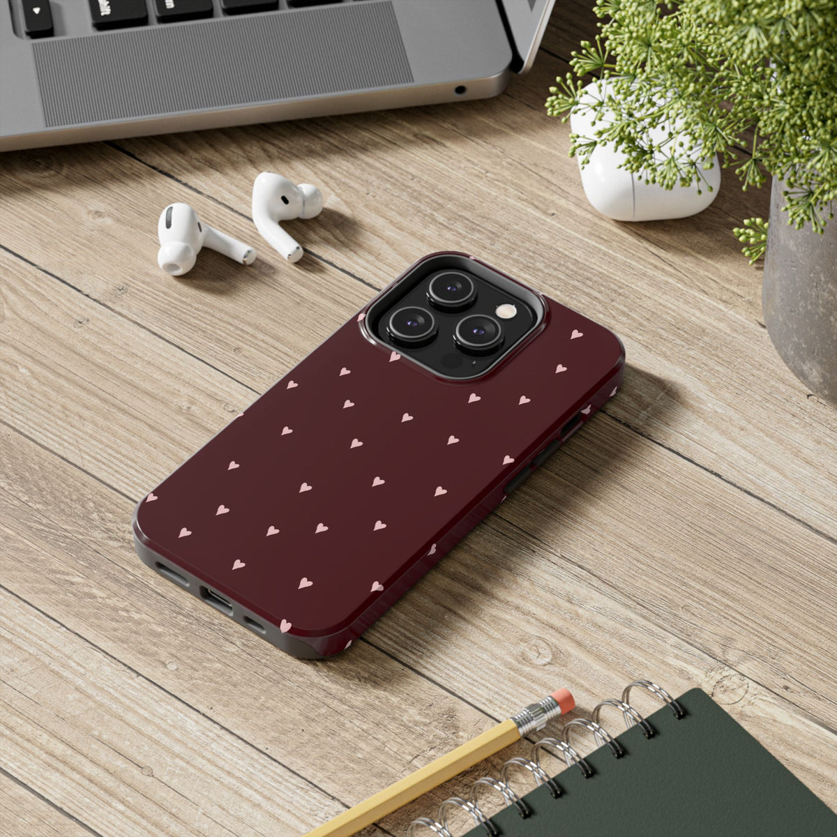 Love Dots iPhone 14 Series