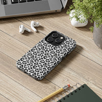 Monochrome Leopard Print iPhone 14 Series